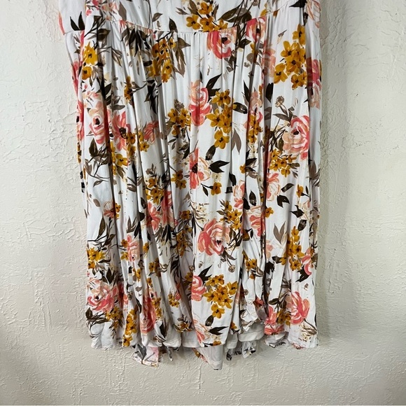 Torrid Mini Challis High Low Skater Dress in Ivory Floral - Picture 5 of 11